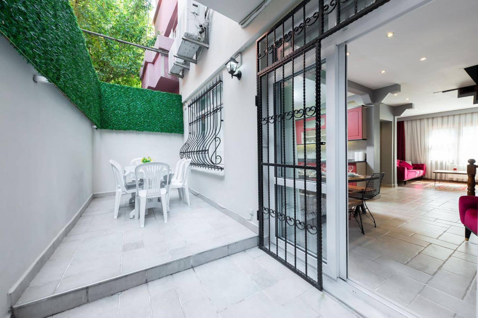 Bright Apart Hotel Istanbul Bagian luar foto
