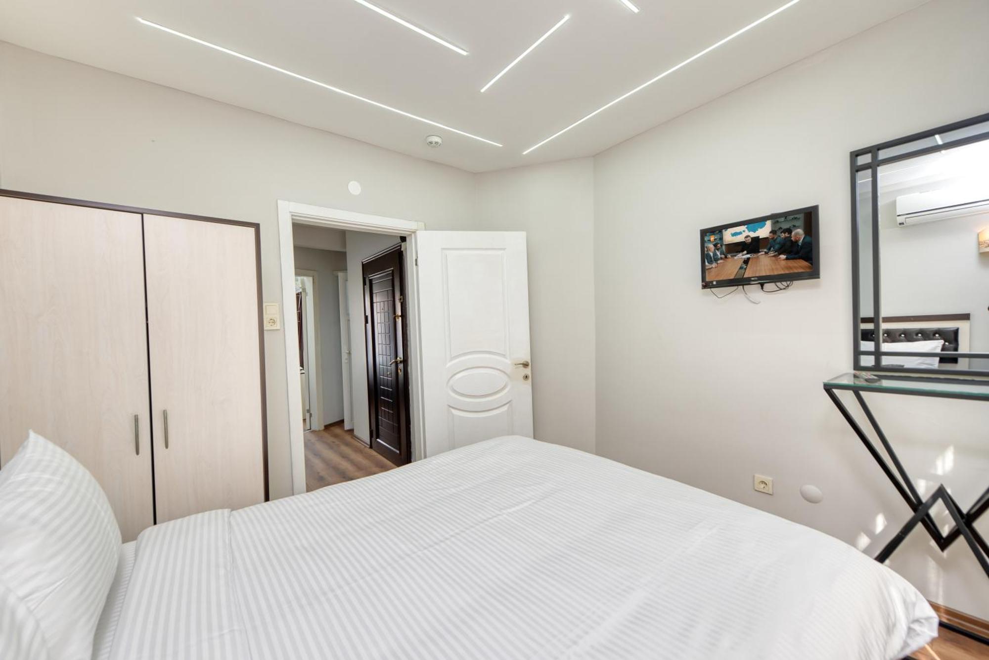 Bright Apart Hotel Istanbul Bagian luar foto