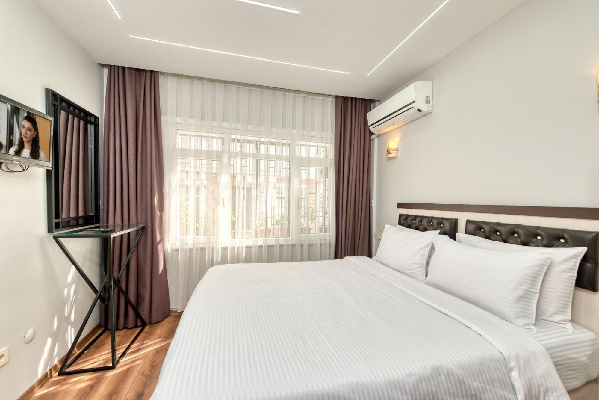 Bright Apart Hotel Istanbul Bagian luar foto